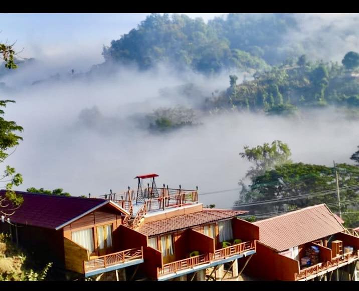 Mirinja Family Lodge