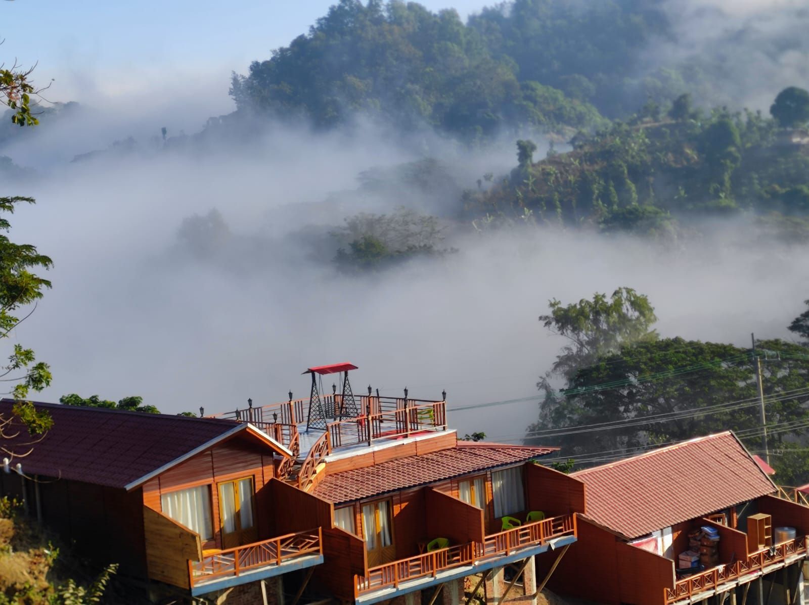 Wake Up Inside a Cloud